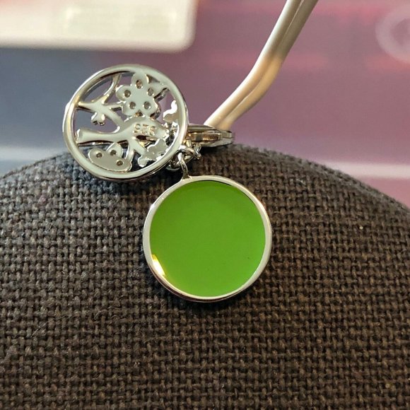 925 Sterling Silver Bracelet with Green Enamel Bird Charm and Cubic Zircon - Picture 5 of 8